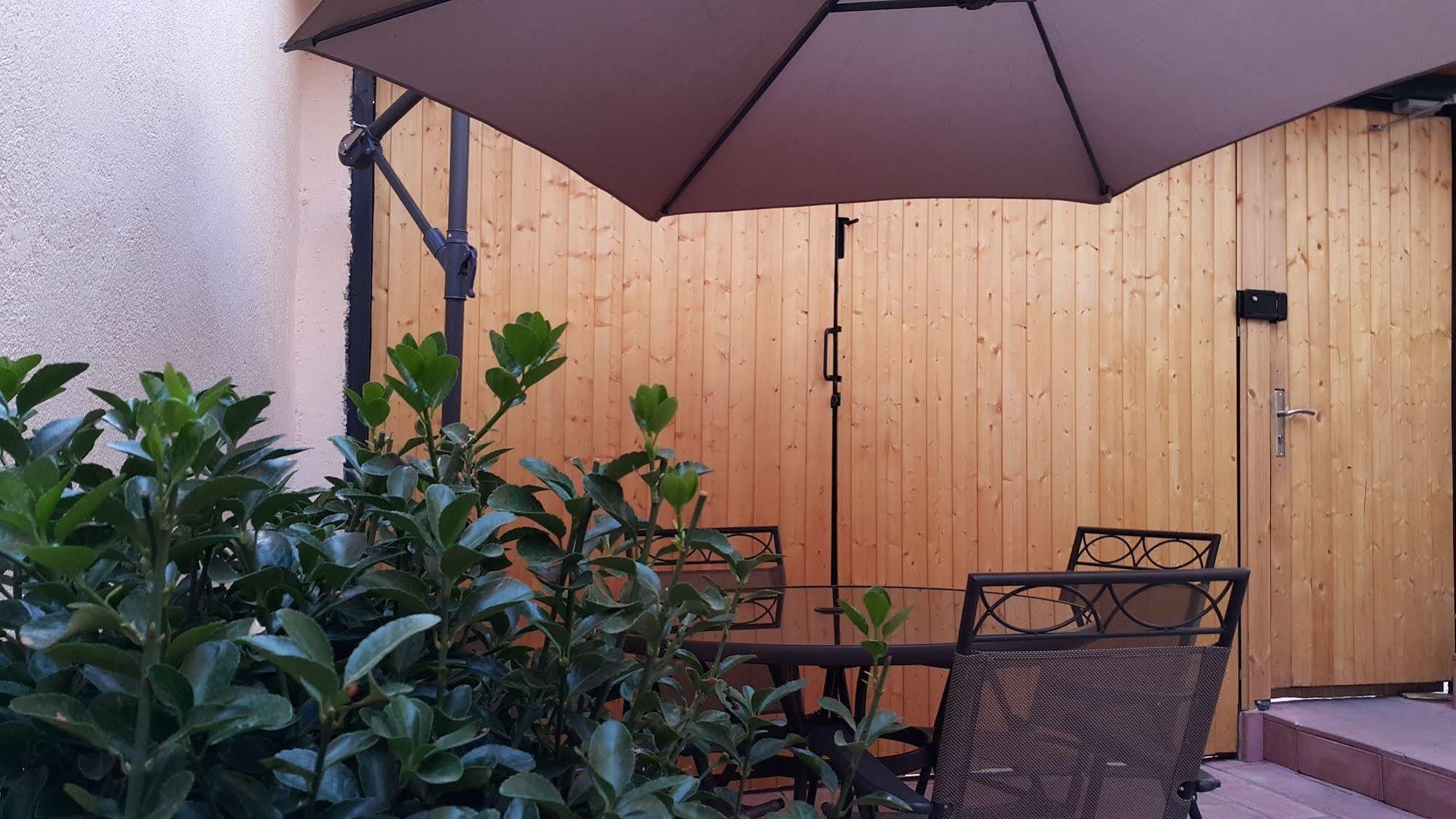 Log Inn Boutique Hotel Τυφλίδα Εξωτερικό φωτογραφία