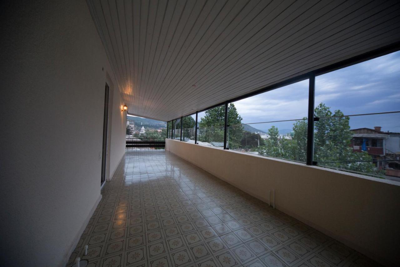 Log Inn Boutique Hotel Τυφλίδα Εξωτερικό φωτογραφία